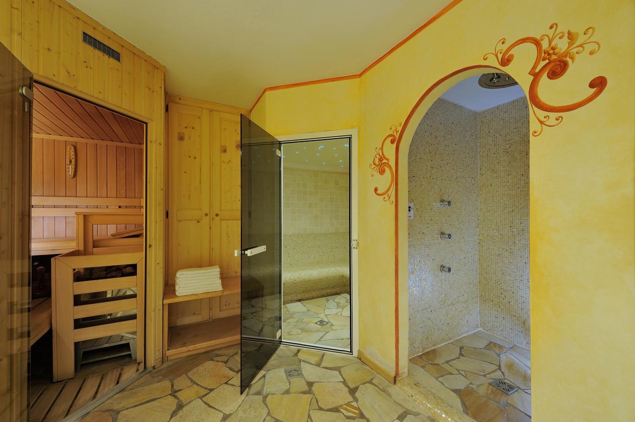 Chalet Dei Pini Aparthotel Madonna Kültér fotó