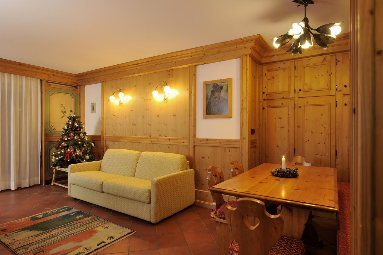 Chalet Dei Pini Aparthotel Madonna Kültér fotó