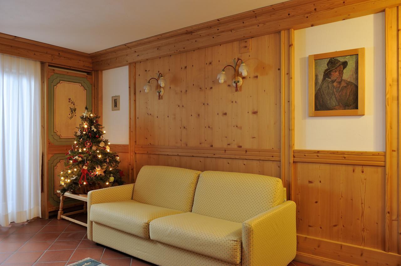 Chalet Dei Pini Aparthotel Madonna Kültér fotó