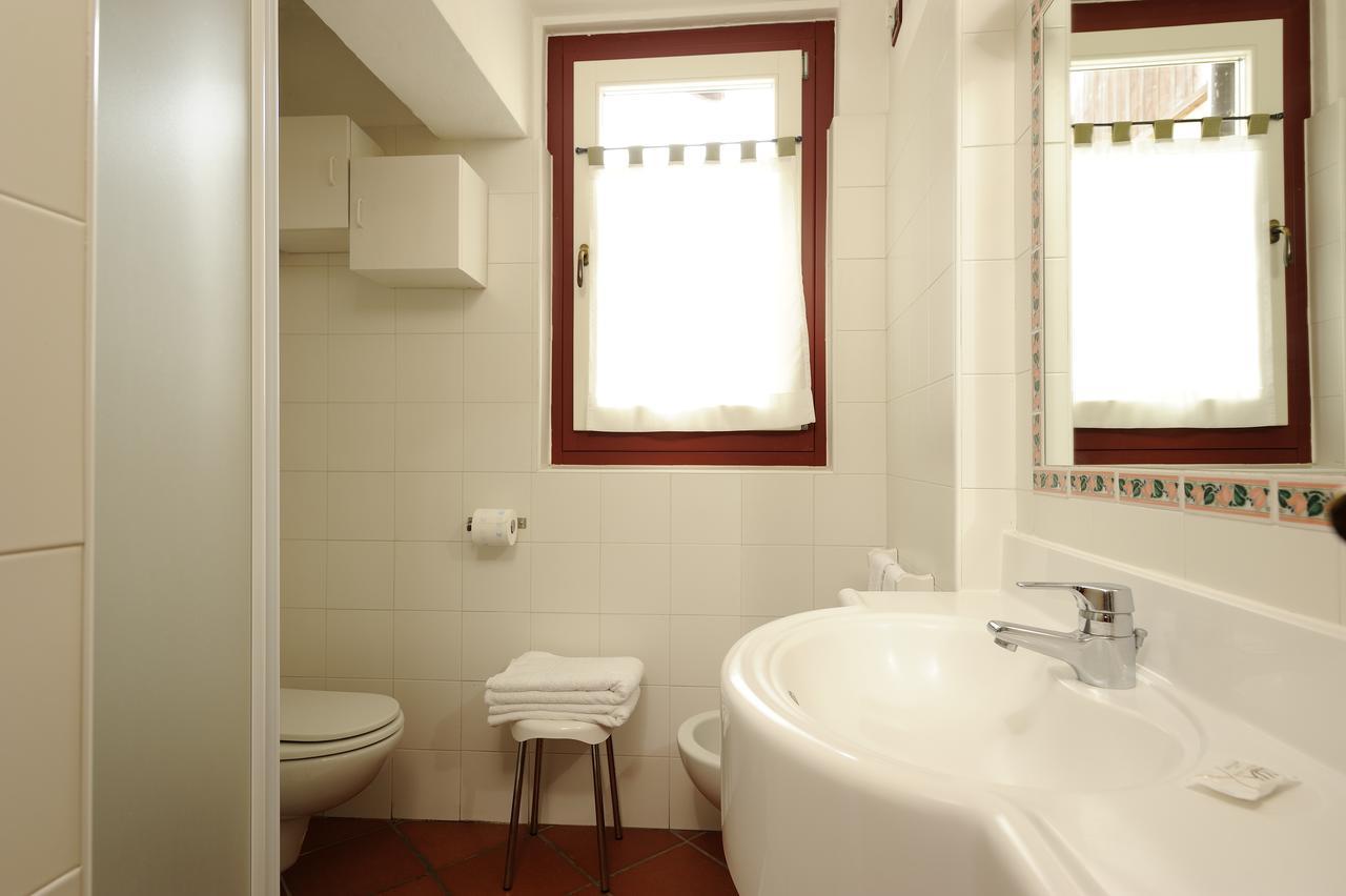 Chalet Dei Pini Aparthotel Madonna Kültér fotó